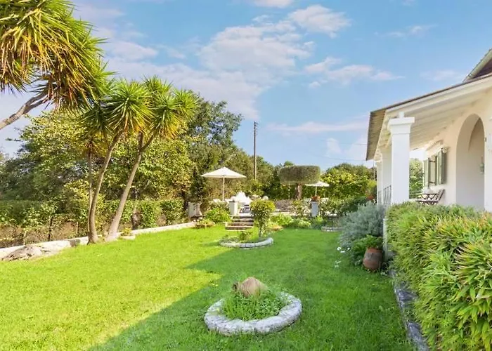 Mimosa Villa